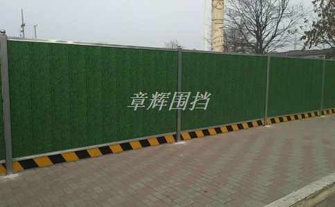 簡易圍擋在舉辦大型活動中的應用優勢有哪些？（大型活動中簡易圍擋的實用價值）